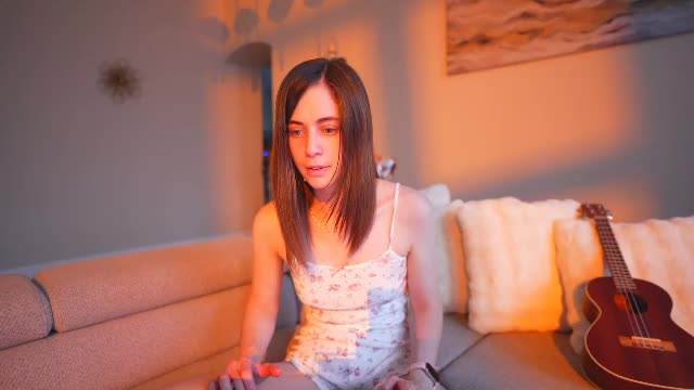 newchloe18 Chaturbate cam show 2026-09-11 18:13